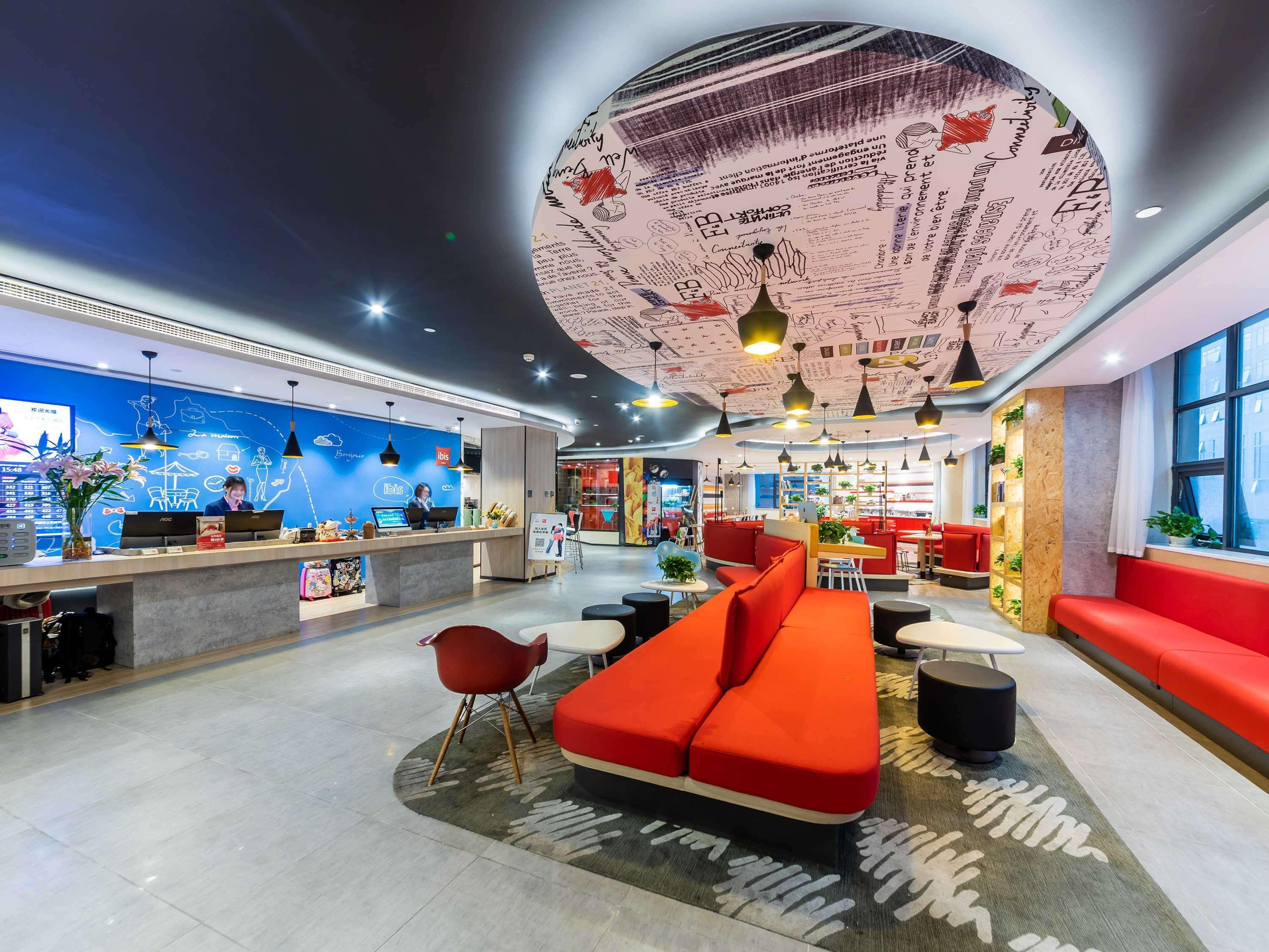 Ibis Chongqing Jiefangbei Pedestrian Street Hotel Экстерьер фото