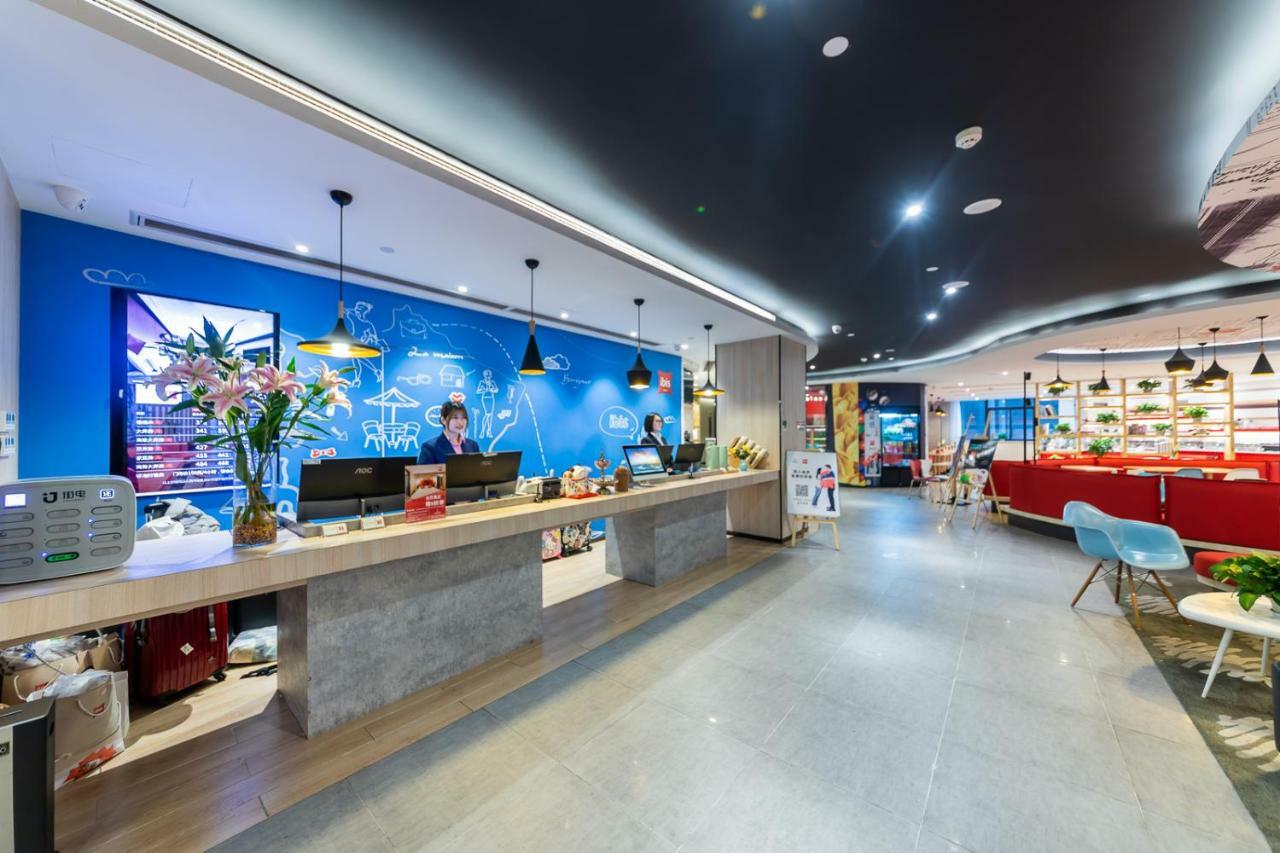 Ibis Chongqing Jiefangbei Pedestrian Street Hotel Экстерьер фото