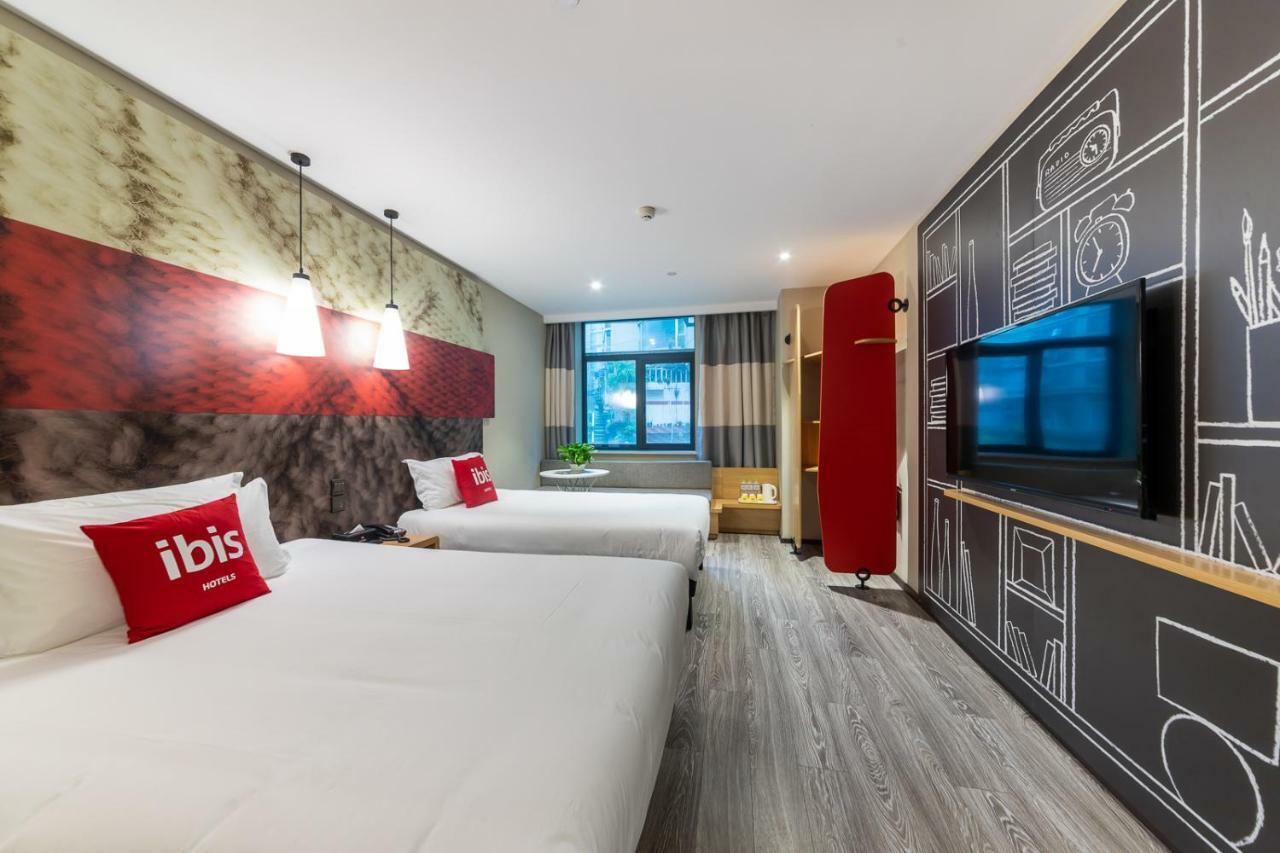 Ibis Chongqing Jiefangbei Pedestrian Street Hotel Экстерьер фото