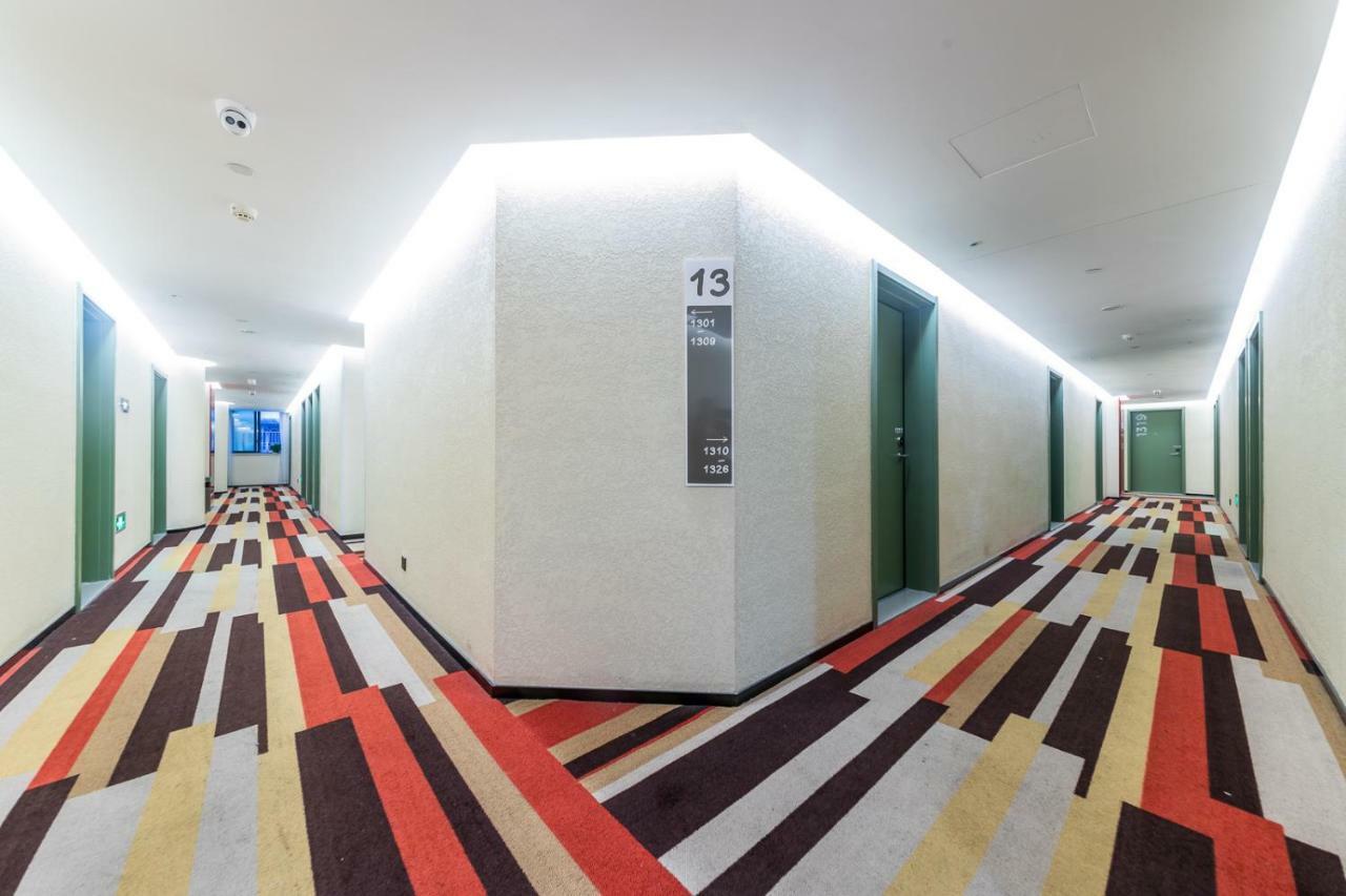 Ibis Chongqing Jiefangbei Pedestrian Street Hotel Экстерьер фото
