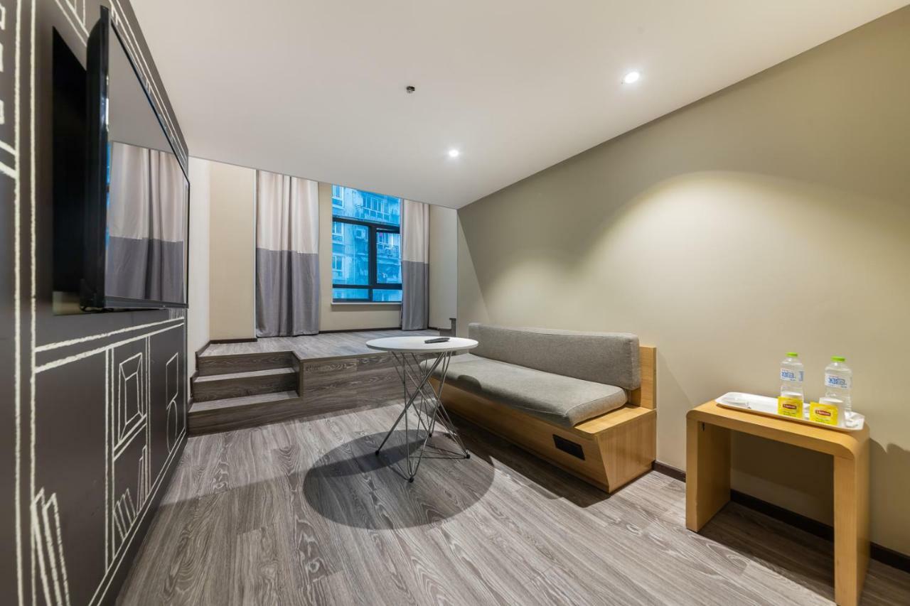 Ibis Chongqing Jiefangbei Pedestrian Street Hotel Экстерьер фото